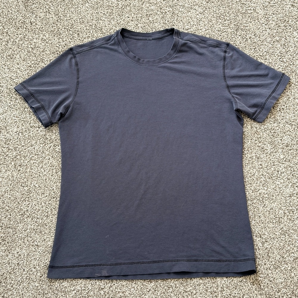 Lululemon Shirt Mens Large Black Solid Lightweight Athletic Tee Casual Crewneck